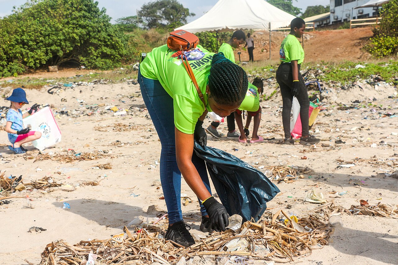 Ghana: a beach cleanup near the Regional Maritime University.
